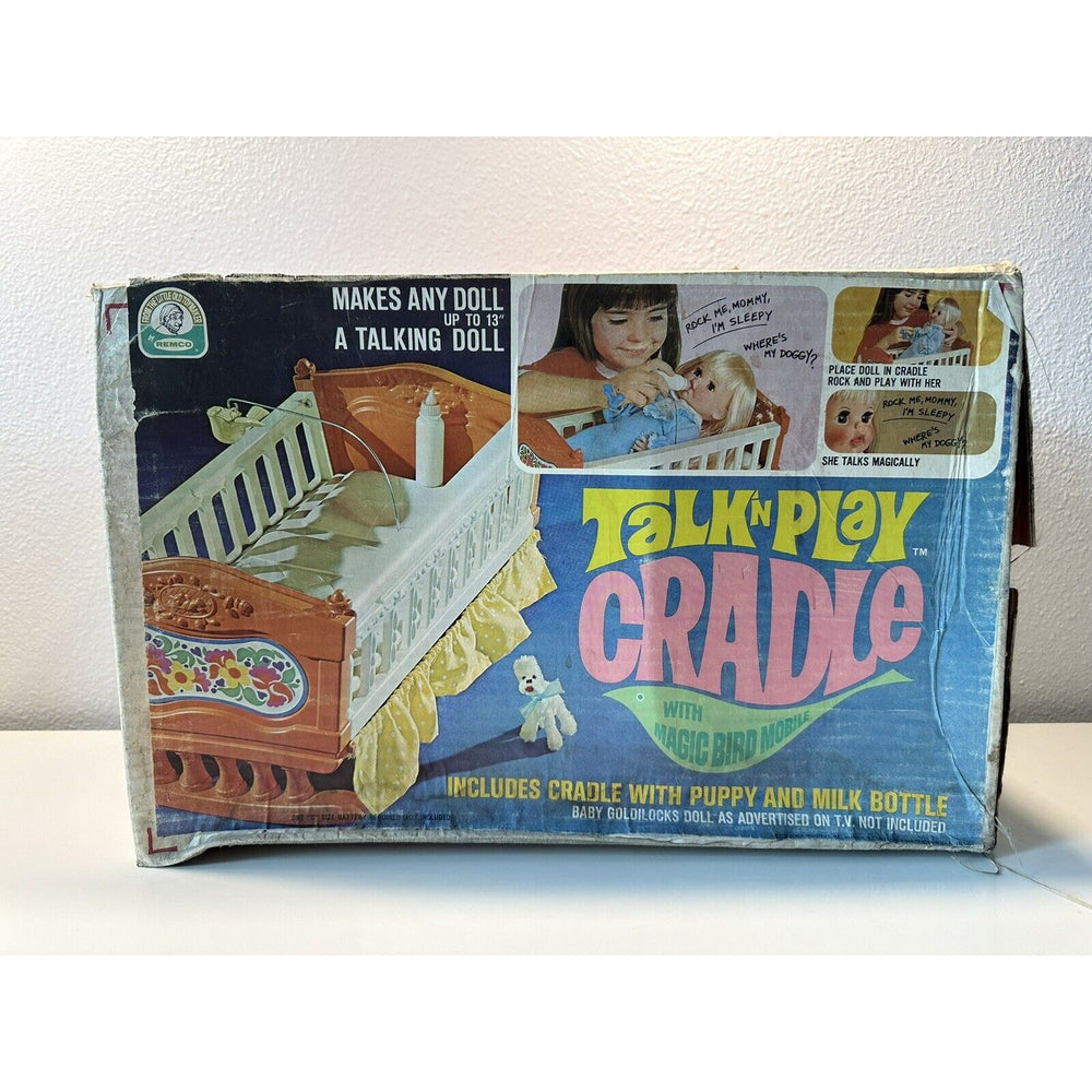 VINTAGE *NEW* 1970's Remco Baby Goldilocks' Talk and Play Cradle Movie Prop