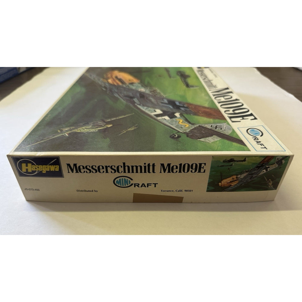 VINTAGE *NEW* Hasegawa Messerschmitt Me109E 1:32 Model Kit