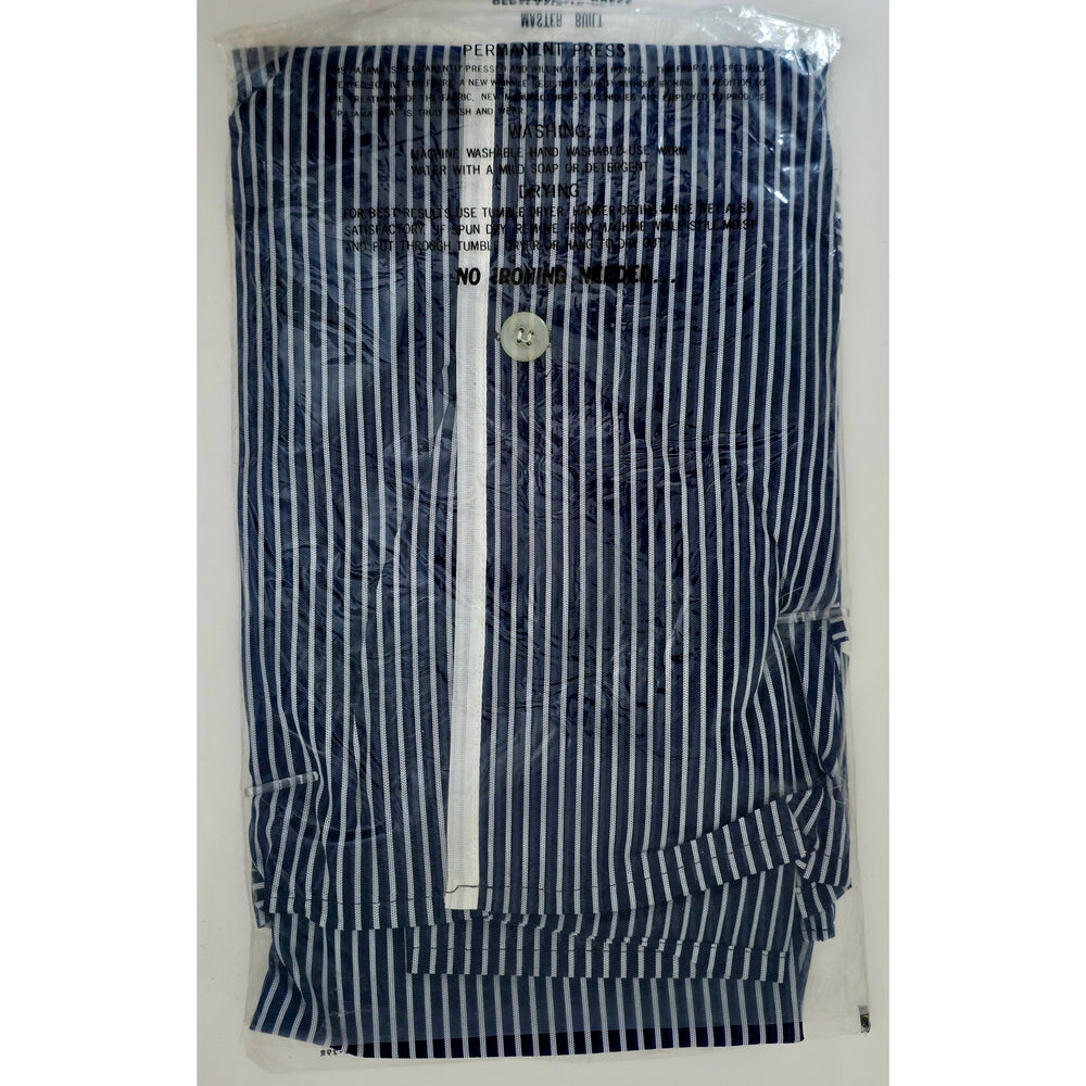 VINTAGE *NEW* 1970's Masterbuilt Men's Striped Navy Pajama Set Size B (Medium)