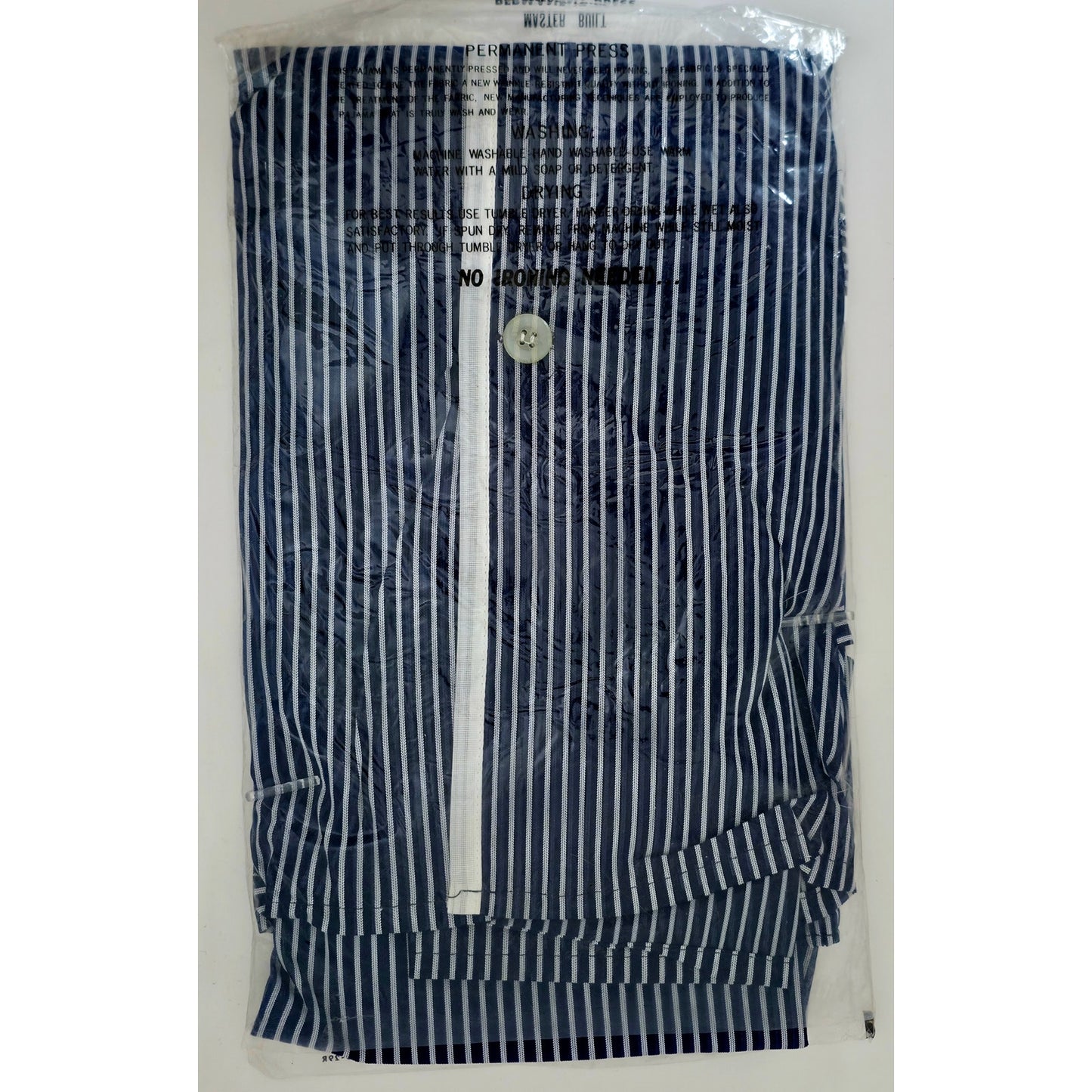 VINTAGE *NEW* 1970's Masterbuilt Men's Striped Navy Pajama Set Size B (Medium)