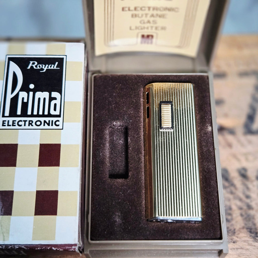 VINTAGE *NEW* 1960's Royal Prima Electronic Butane Lighter