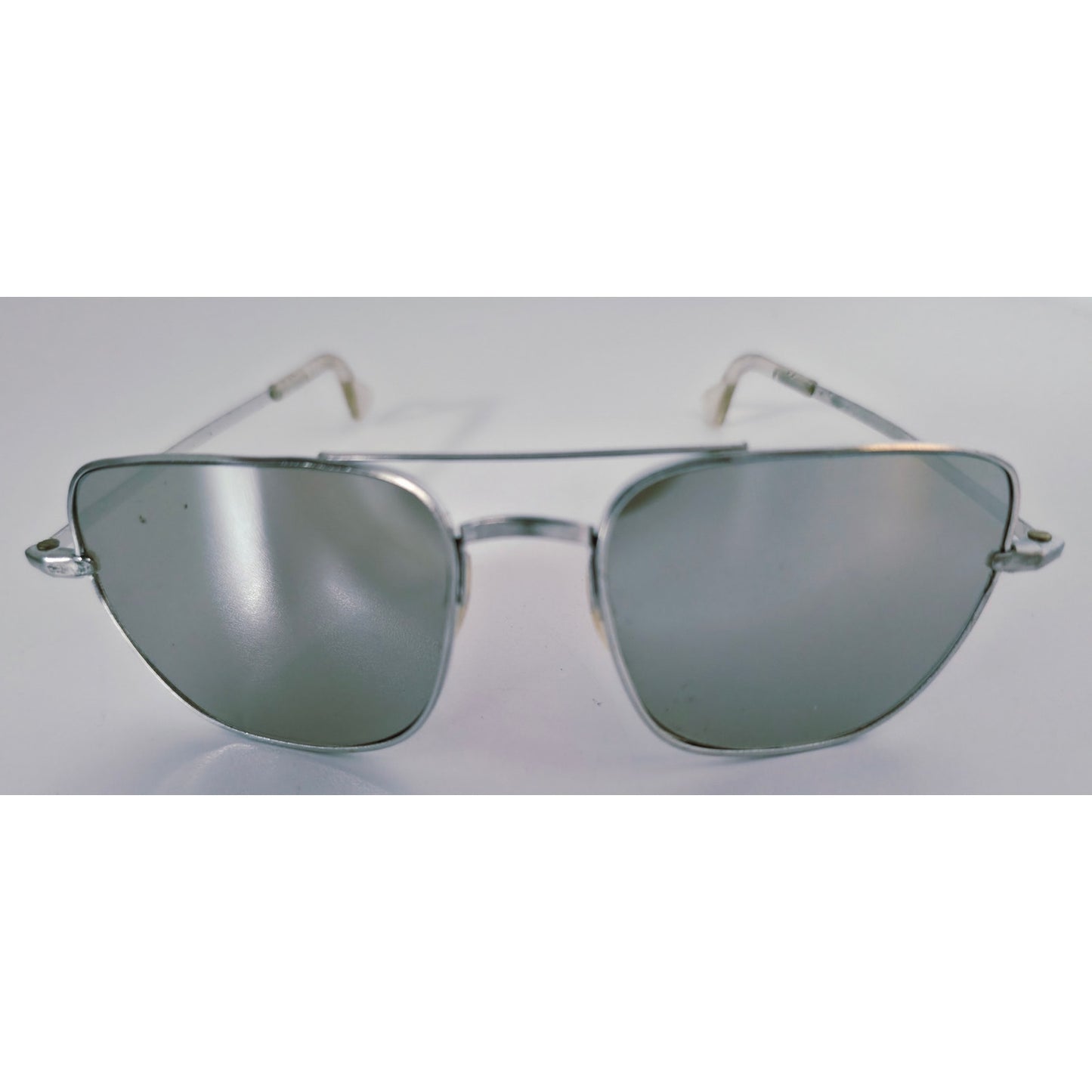 VINTAGE *NEW* 1970's Silver Frame w/Tinted Mirror Lens Aviator Sunglasses Japan