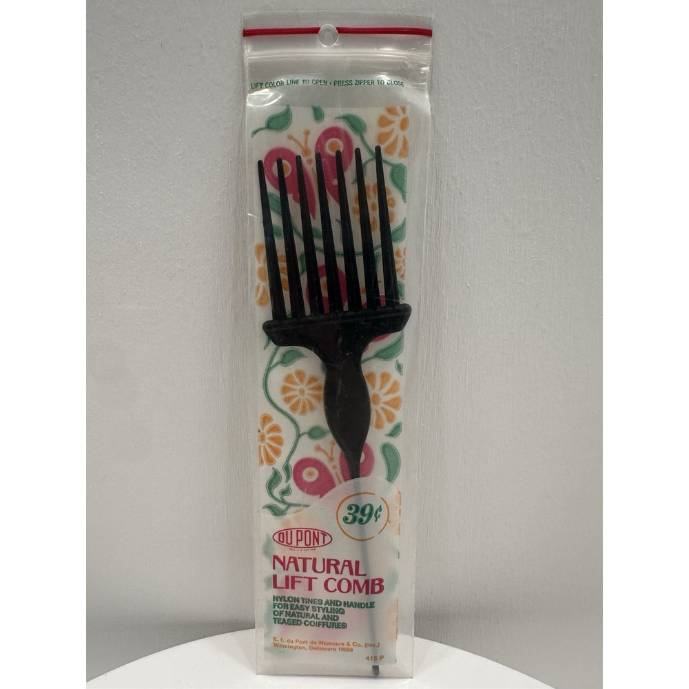 VINTAGE *NEW* 1970's DuPont Nylon Natural Lift Comb