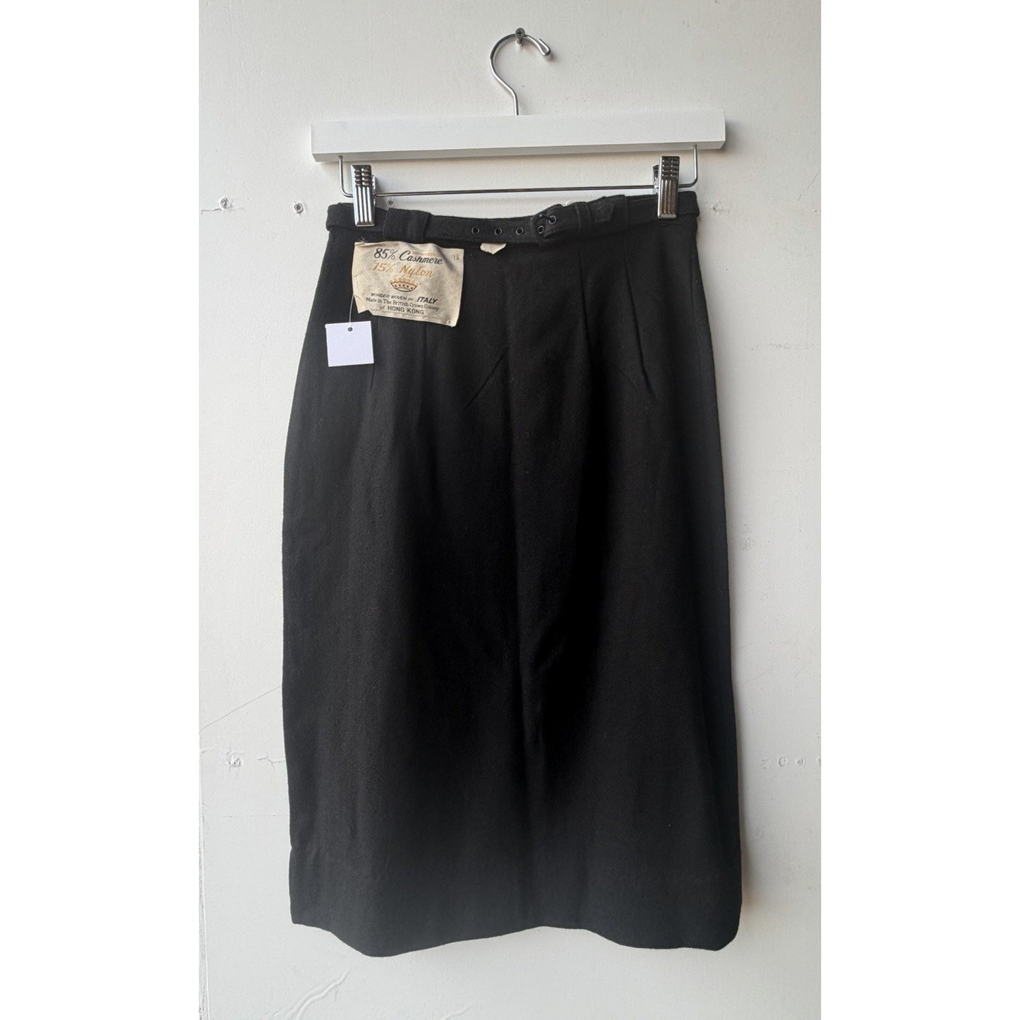 VINTAGE *NEW* 1960's Women's Black Pencil Skirt 85% Cashmere 15% Nylon Size 10