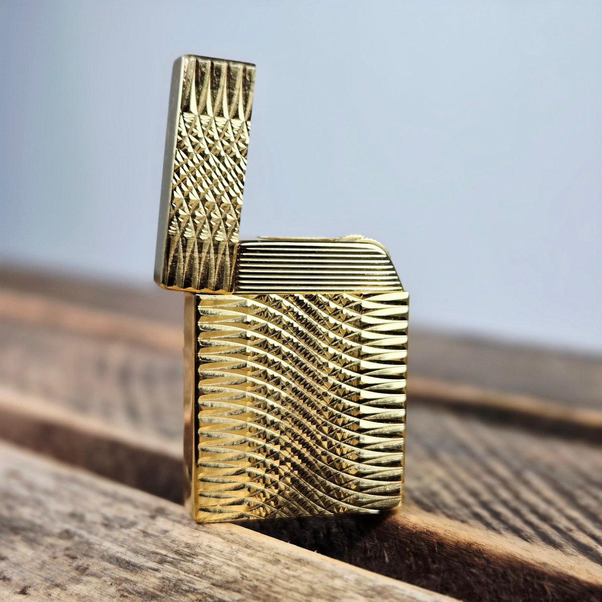 VINTAGE *NEW* 1960's Chalet Rubicon Gold Textured Butane Lighter Japan