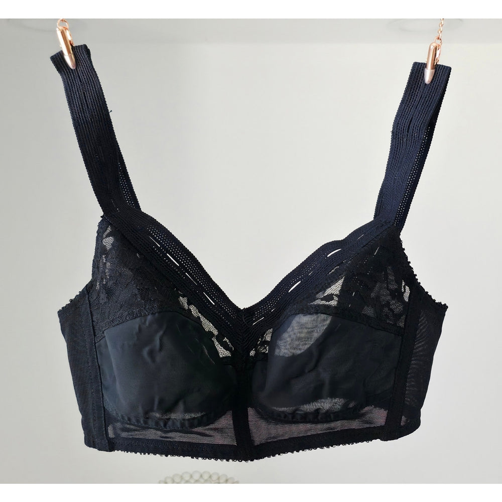 VINTAGE *NEW* 1960's Carnival Women's Black Lace Bullet Bra Size 32 B USA