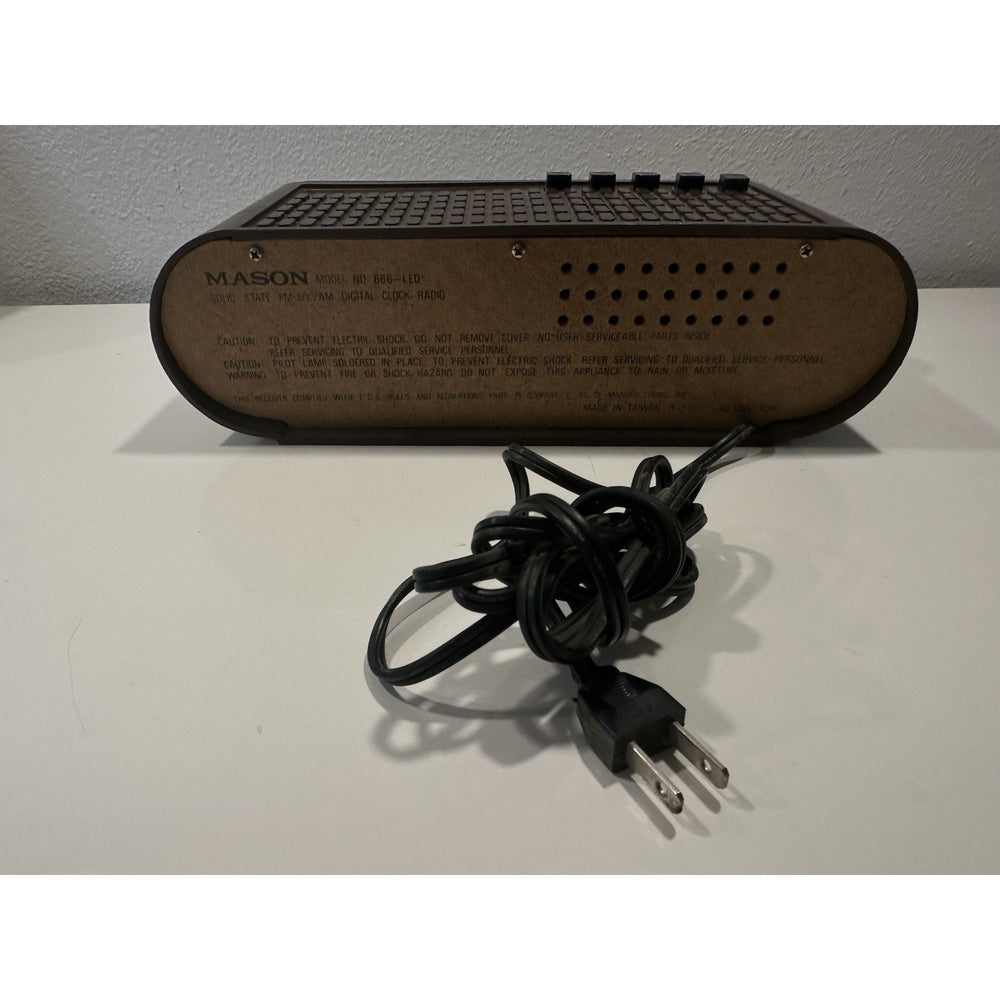 Needs Lovin' - VINTAGE 1970's MASON Digital Alarm Clock Am/Fm Radio Dimmer Wood Grain