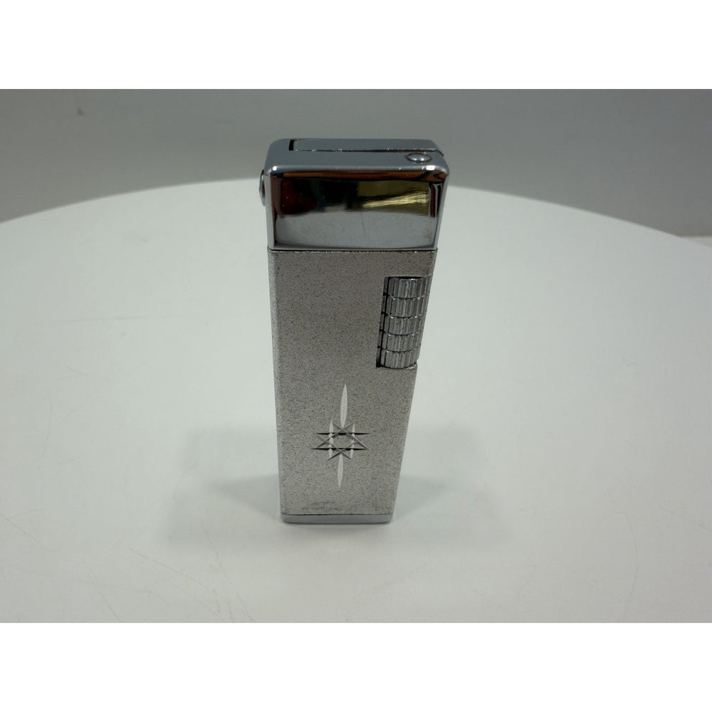VINTAGE *NEW* 1950's Poppy Silver/Silver Super Lighter