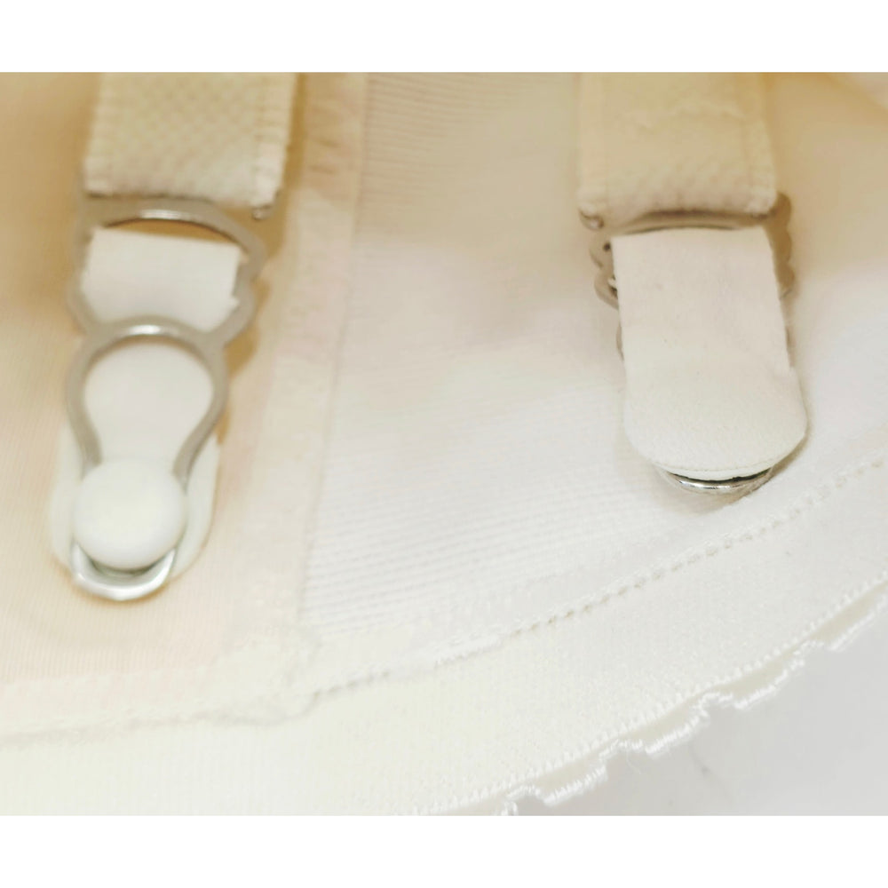 VINTAGE *NEW* 1960's Macbess Women's Cream Shapewear w/Garters Size M USA