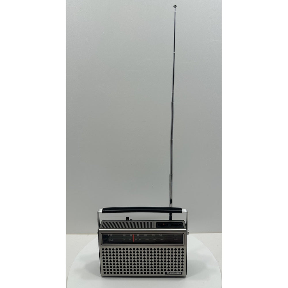VINTAGE *NEW* 1970's Hitachi KH-434H FM/AM Portable Radio