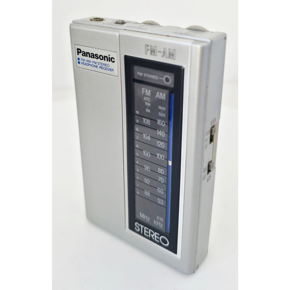 VINTAGE *PRISTINE* 1983 Panasonic RF-444 AM/FM Portable Stereo | Walkman