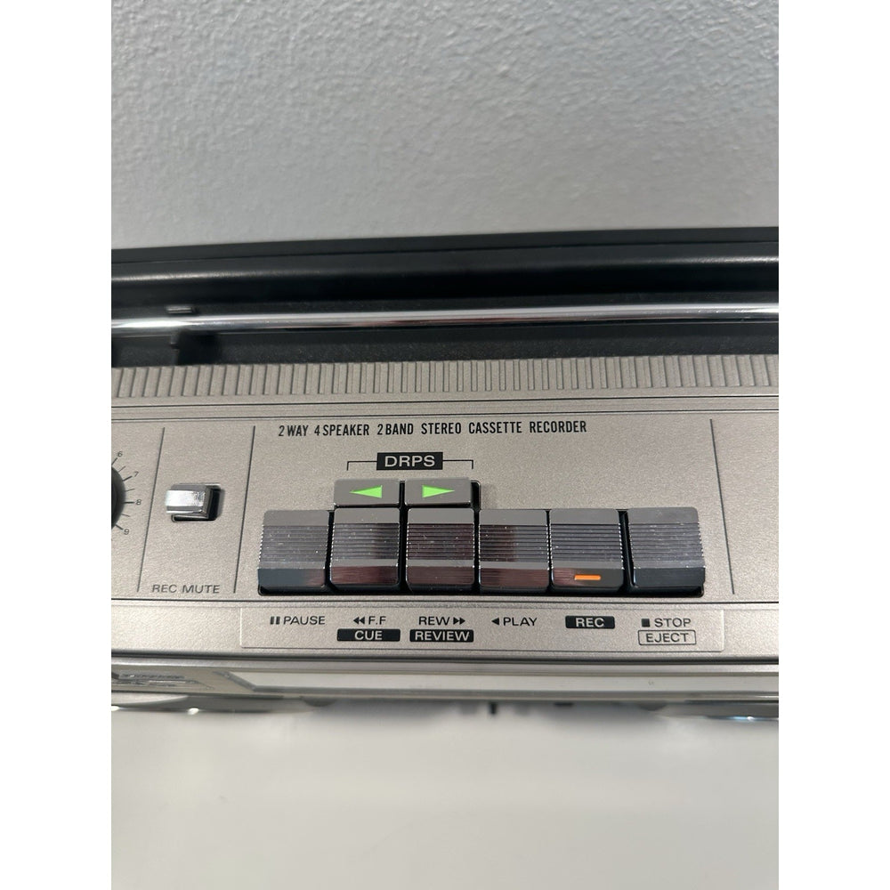 Needs Lovin' - VINTAGE 1980's Hitachi TRK-8020H AM/FM Cassette Stereo Boombox 4 Speaker