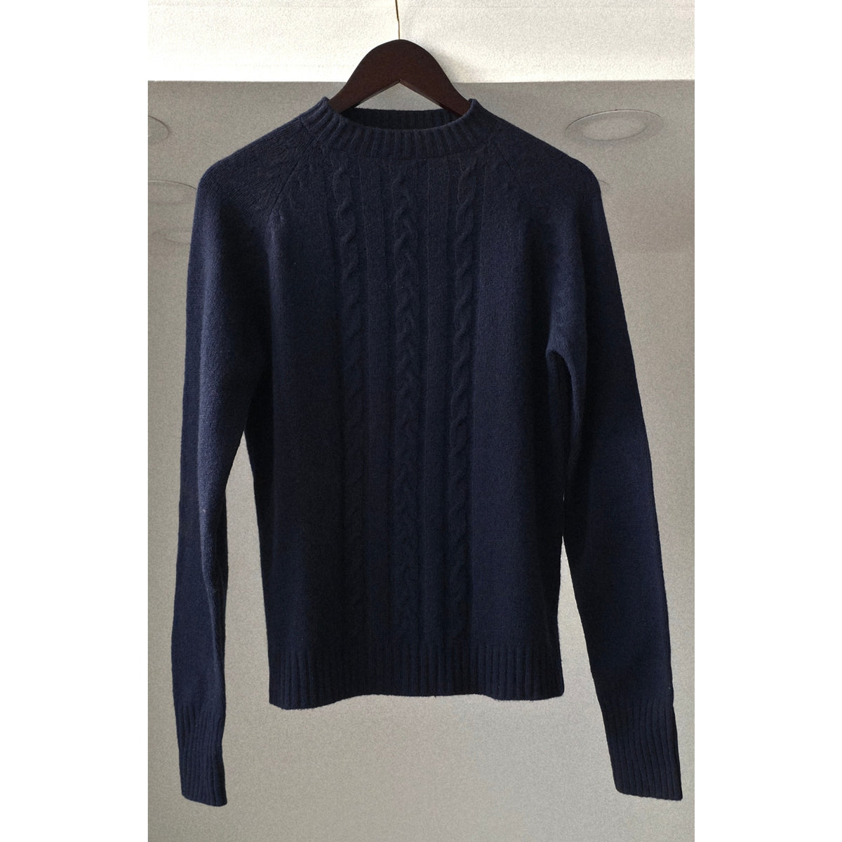 VINTAGE *NEW* 1960's Women's Navy Hand Loomed 100% Virgin Wool Sweater Size 40