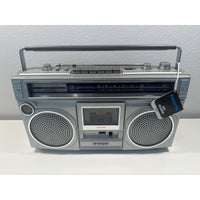 VINTAGE *NEW* 1980's Sanyo Boombox M9924 am/fm Cassette Boombox Ghettoblaster
