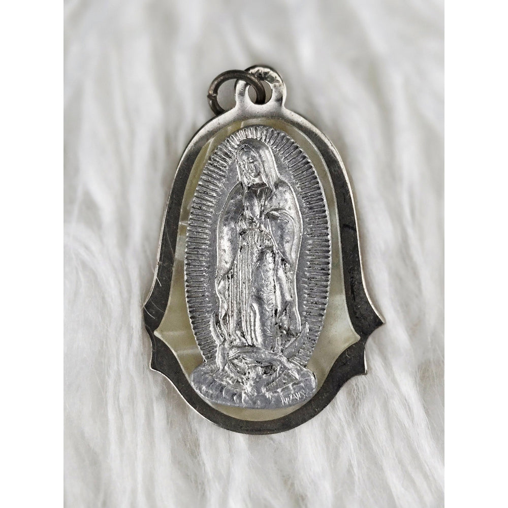 VINTAGE *NEW* 1950's Madonna with Child Silver-Toned Religious Pendant 1.5"