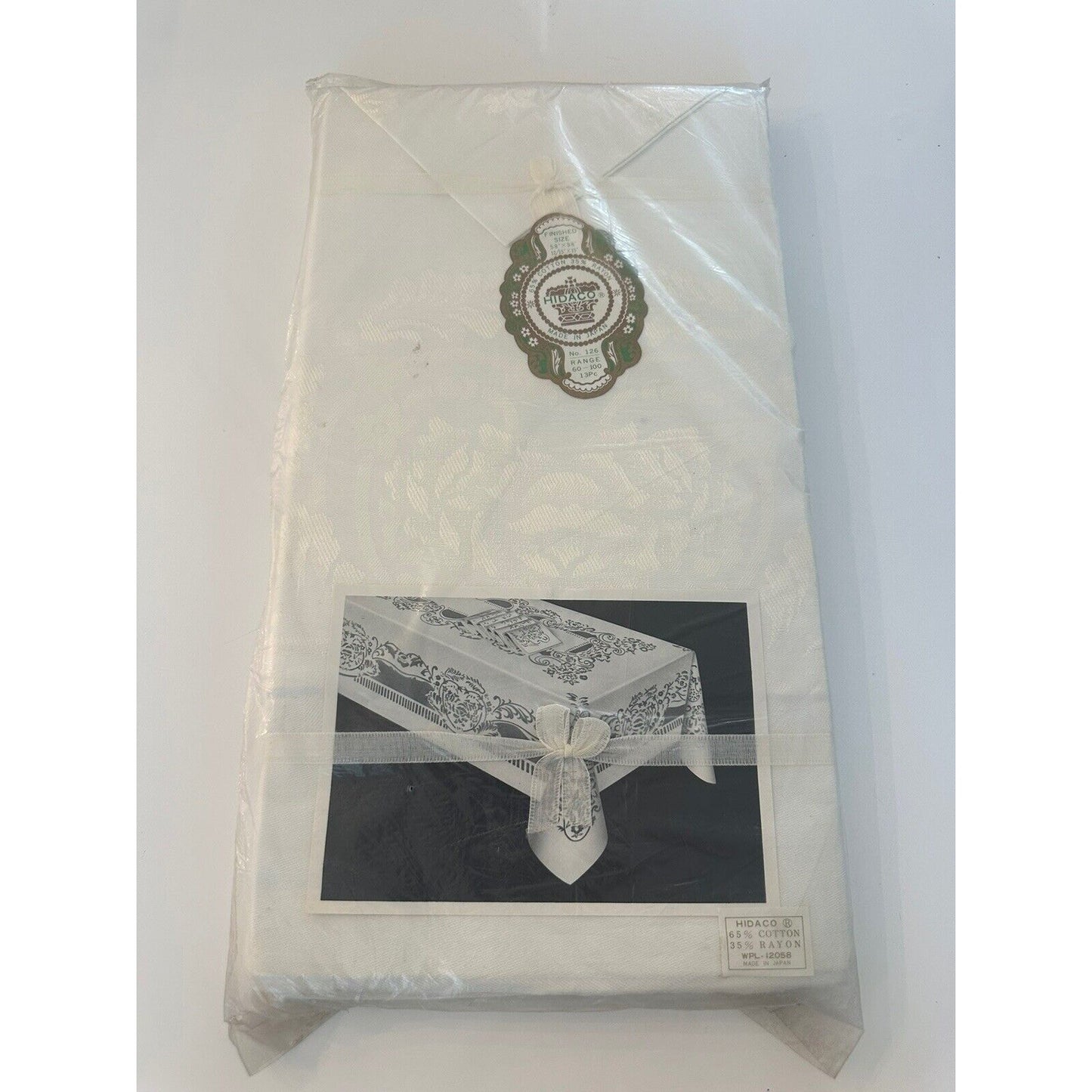 VINTAGE *NEW* Hidaco 58"X98" Damask Tablecloth 15 Napkin Set Movie Prop