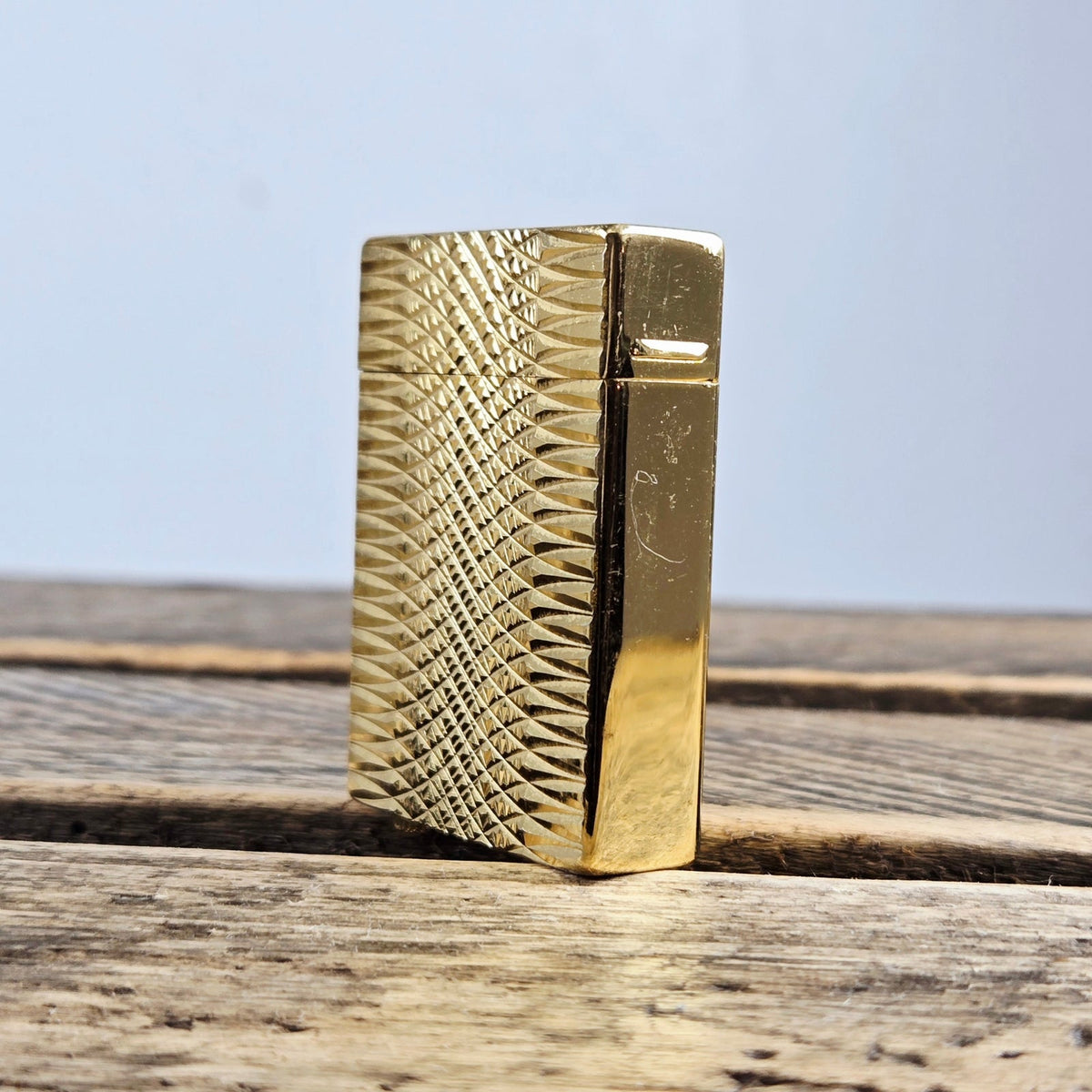 VINTAGE *NEW* 1960's Chalet Rubicon Gold Textured Butane Lighter Japan