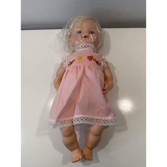 VINTAGE *NEW* 1976 New In Box Baby Sez So Press Her Heart Talking Doll Blonde