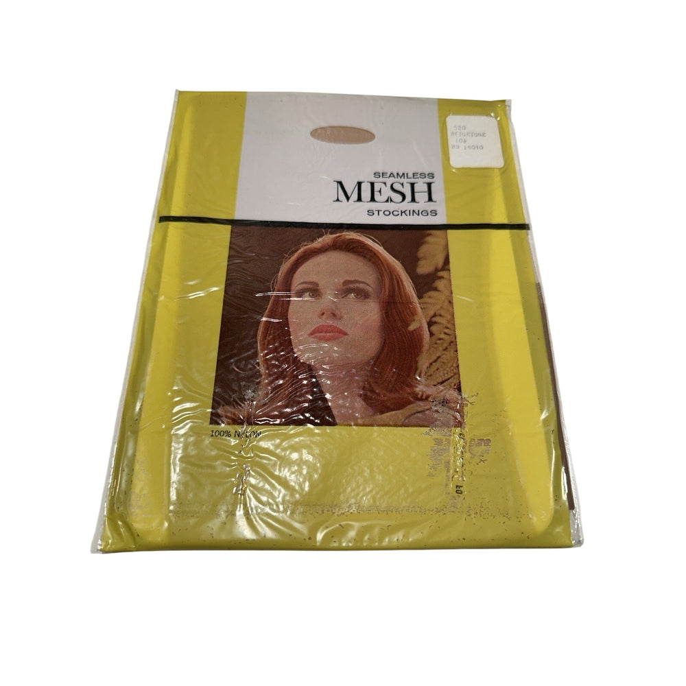 VINTAGE *NEW* 1950's Hosiery Seamless Mesh-Beigetone-Sz 10.5 X 2-pk