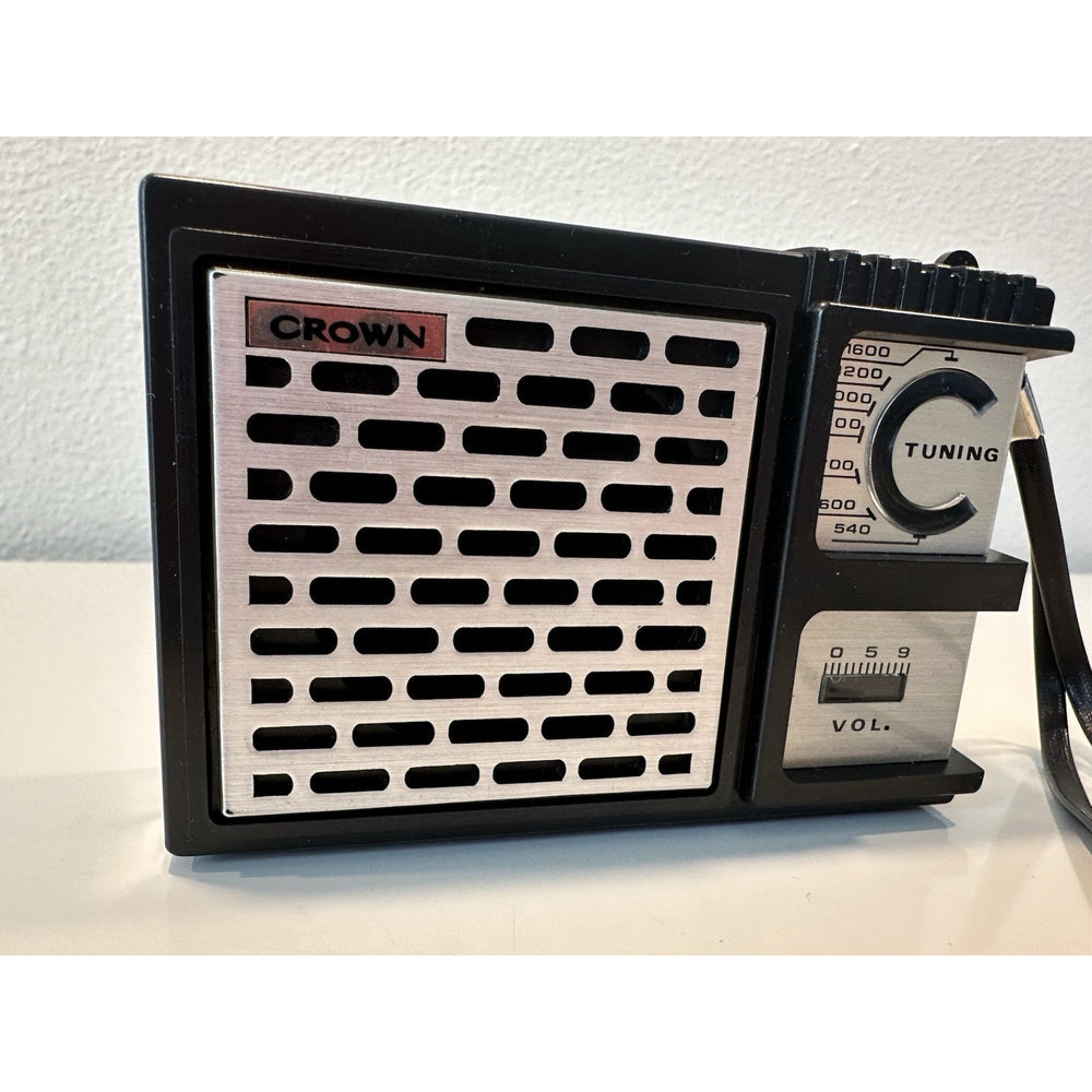 VINTAGE *NEW* Crown Transistor AM Pocket Radio Black British Design