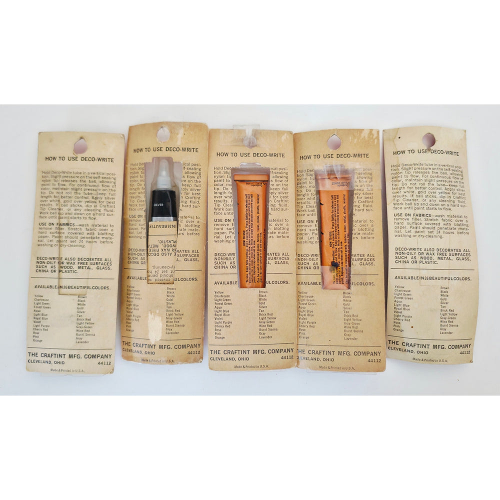 VINTAGE *NEW* 1970's Deco-Write Embroider Paint Pens with Nylon Tip Set of 5 USA