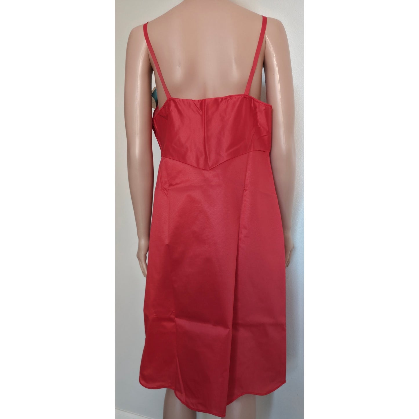 VINTAGE *NEW* 1960's Kayser Women's Red TRICOT Nylon Long Slip Size 38