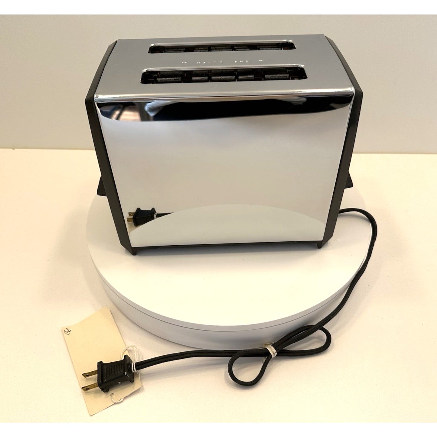 VINTAGE *NEW* 1980's Proctor Silex 2-Slice Toaster Black and Chrome USA