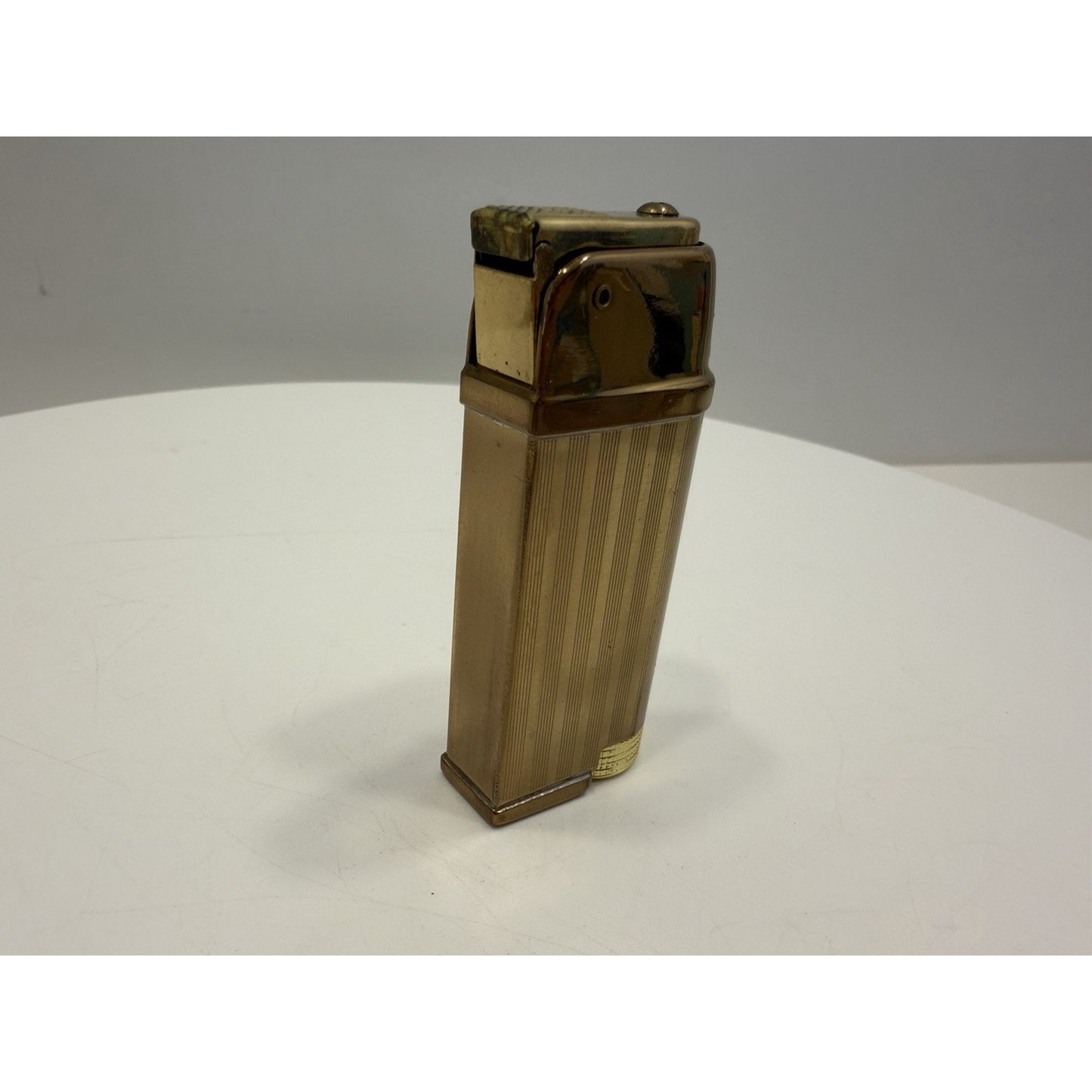 VINTAGE *NEW* 1960's Manor Gold Butane Lighter