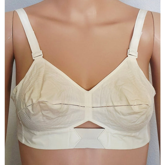 VINTAGE *NEW* 1970's Maidenform Cream Bullet Bra 32B Set of 3 USA