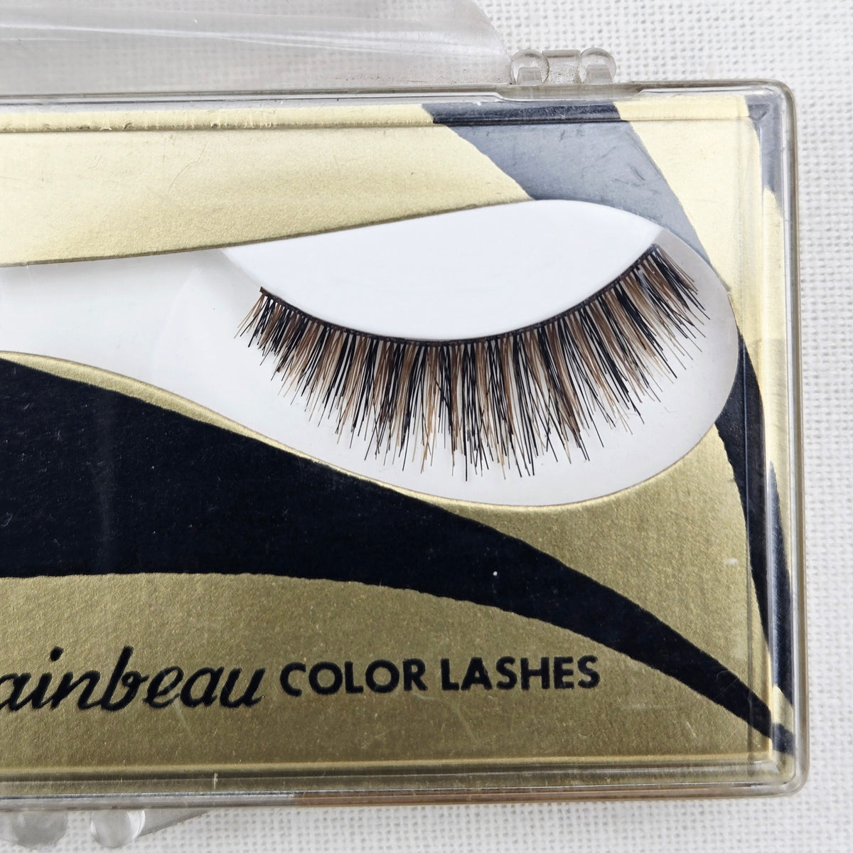 VINTAGE *NEW* 1960s Jija Copper Glow 100% Human Hair Curved Eye Lashes