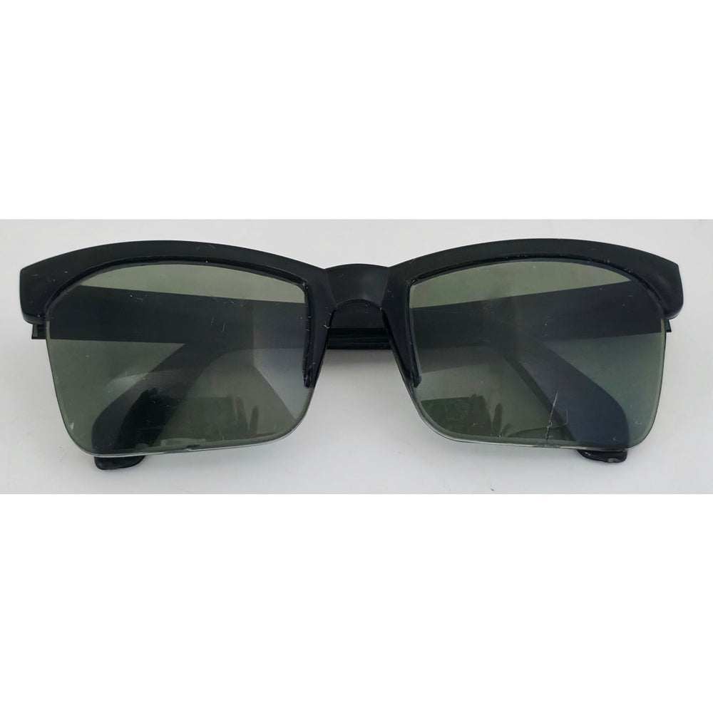 VINTAGE 1970's Glam Unisex Black Frame with Gray Lens Sunglasses Made in Switzerland