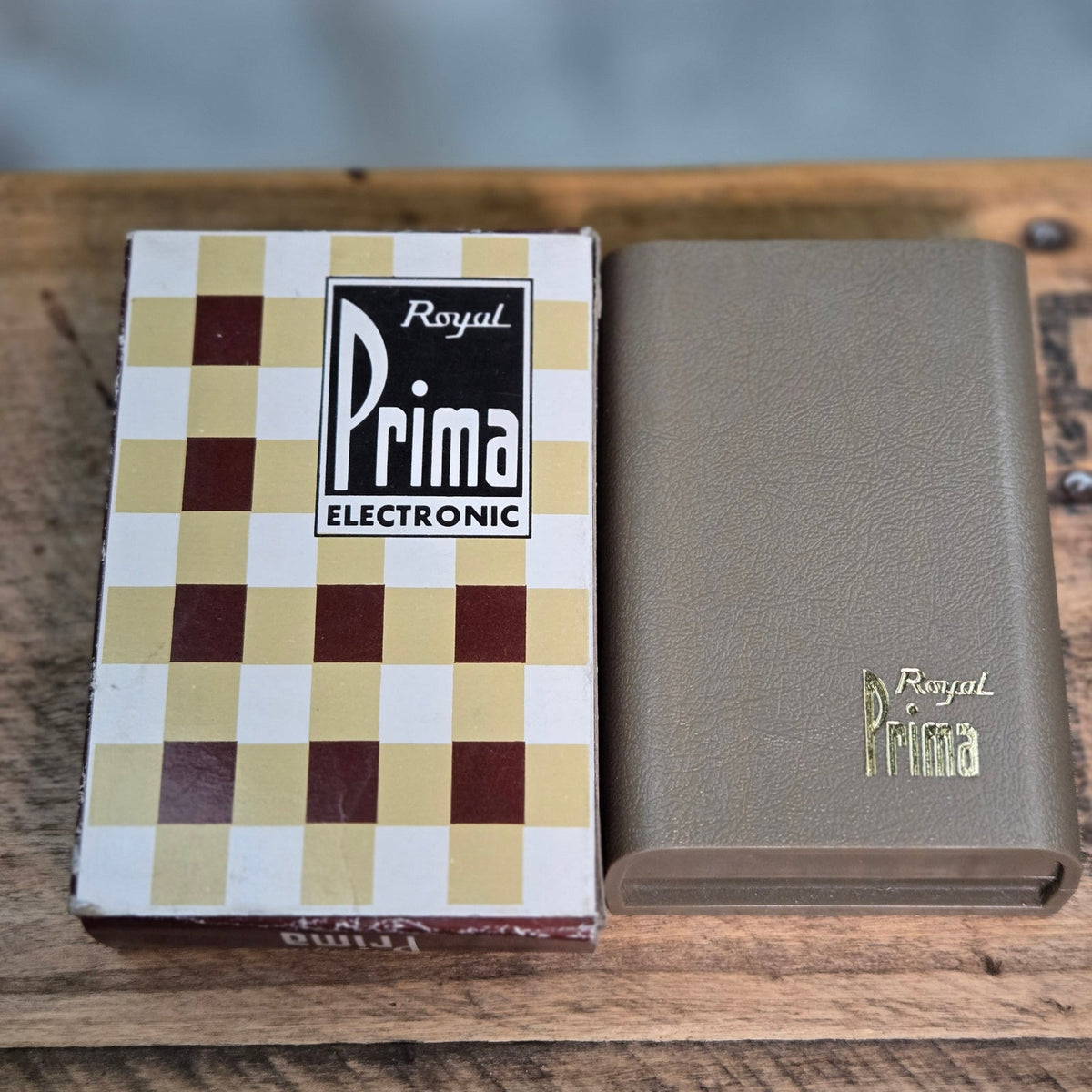VINTAGE *NEW* 1960's Royal Prima Electronic Butane Lighter