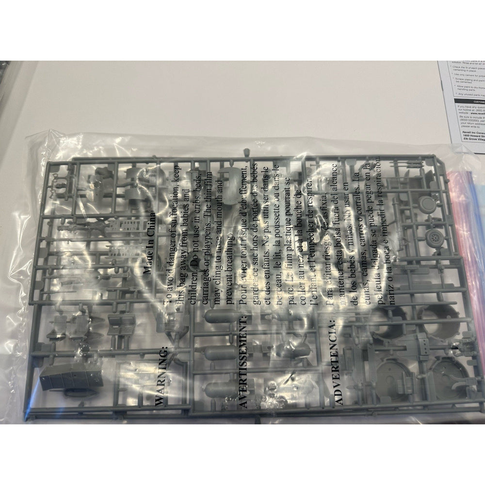 *NEW* 2011 Revell B-25J Mitchell Plastic Model Kit