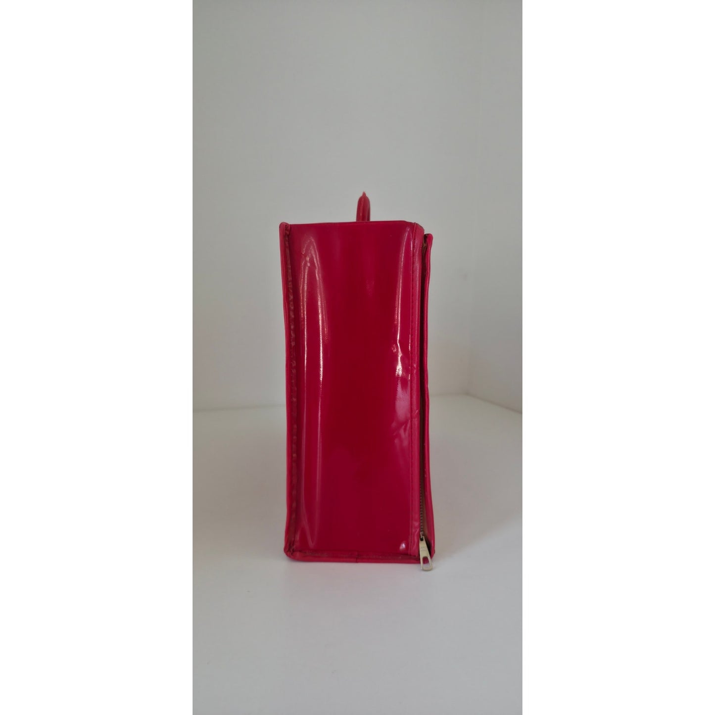 VINTAGE *PRISTINE * 1970's Vinyl Carrying Case Red