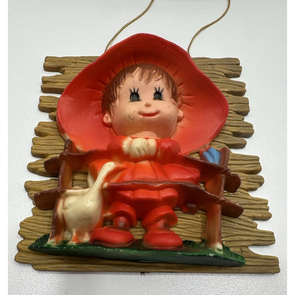 VINTAGE "NEW" 1974 Enesco Girl with Daisy/Swan Wall Plaques Set