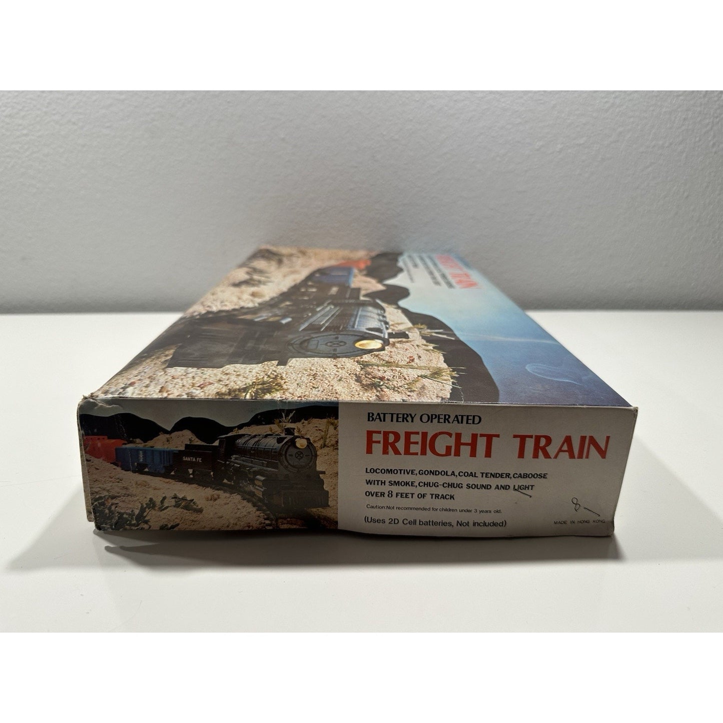 VINTAGE *NEW* Battery Operated Plastic Freight Train Sound Light 8' Track Toy