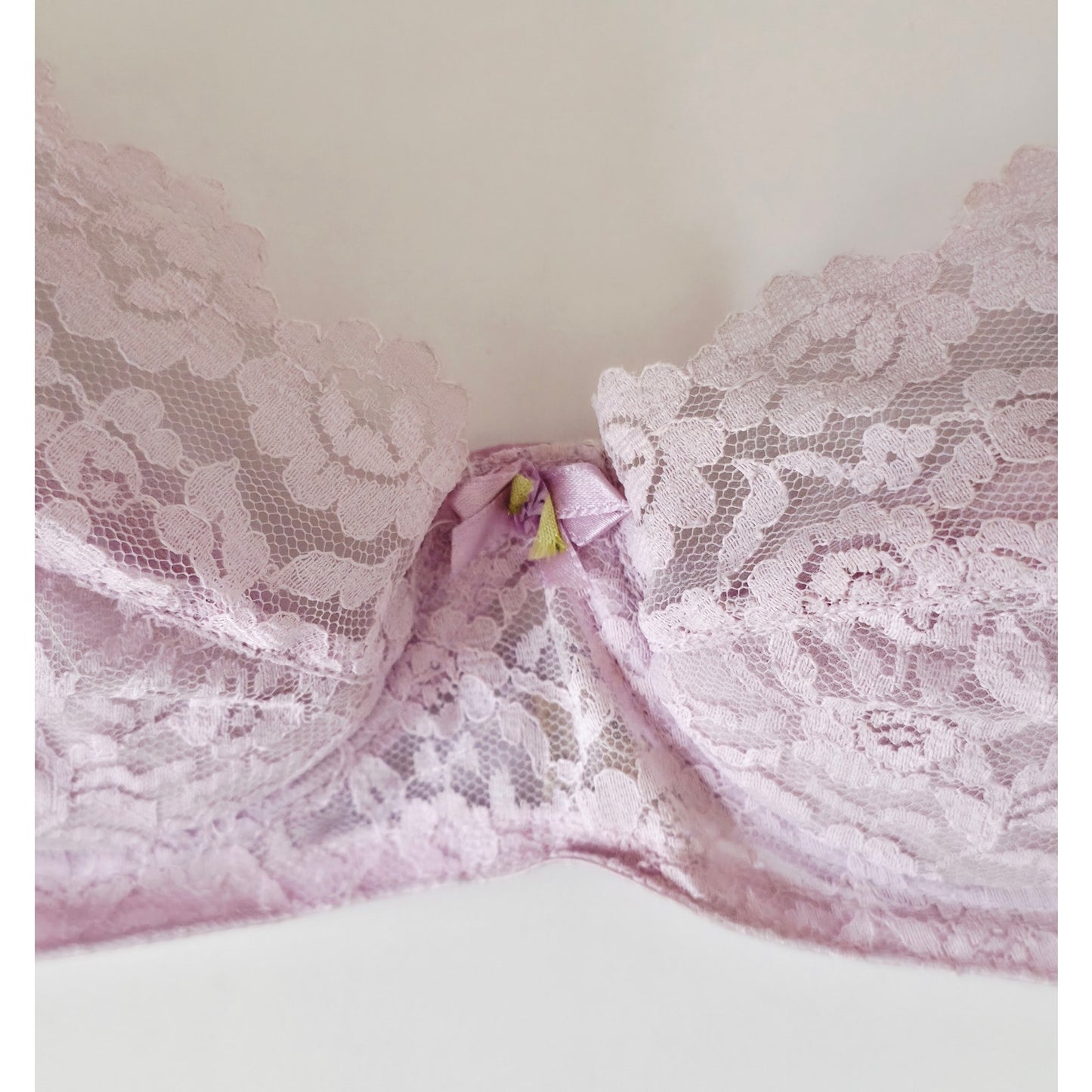 VINTAGE *NEW* 1960's Empire Foundation Women's Purple Lace Push-Up Bra Size 32A