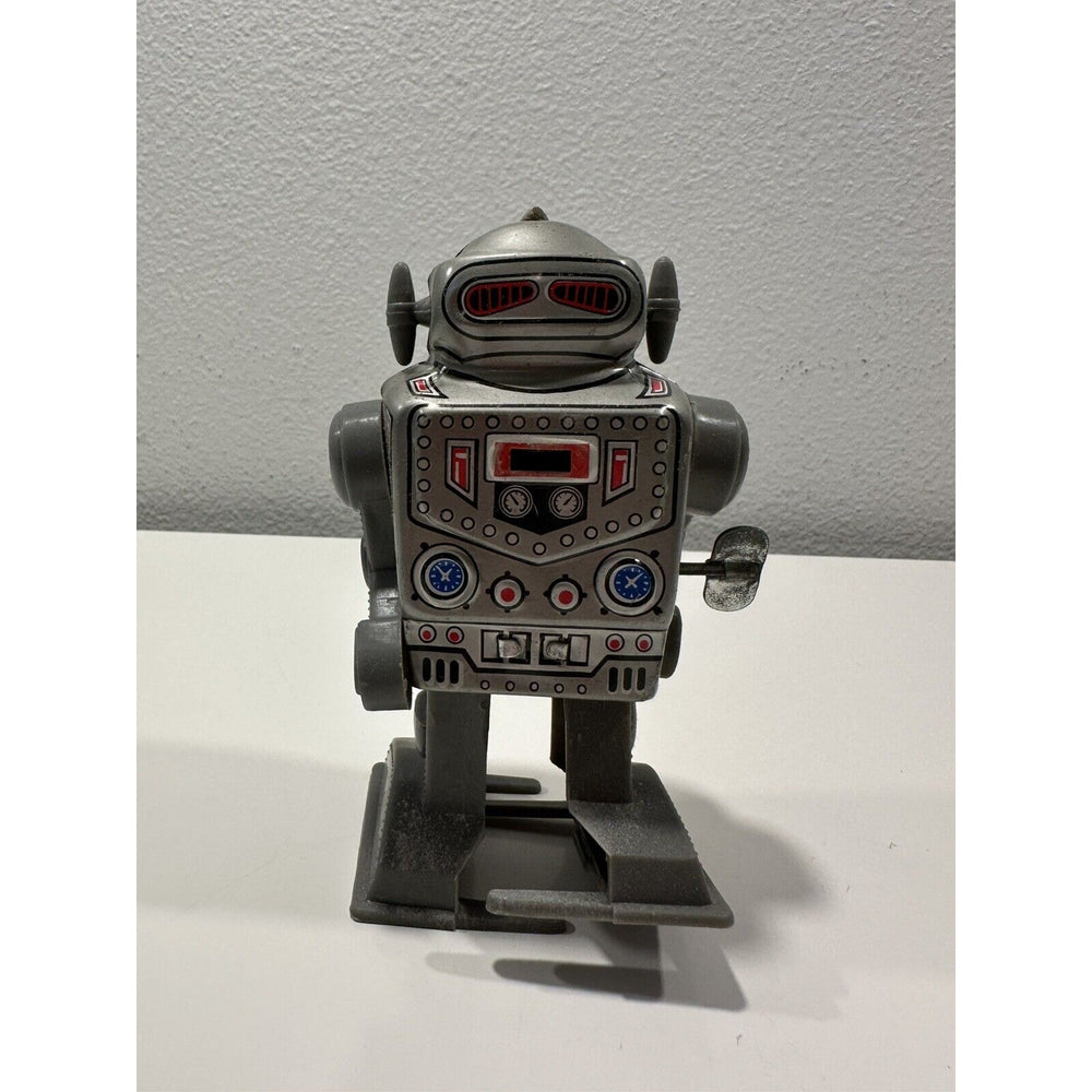 VINTAGE *NEW* Classic 5.5" Captain the Robot / Tin Wind-Up Toy