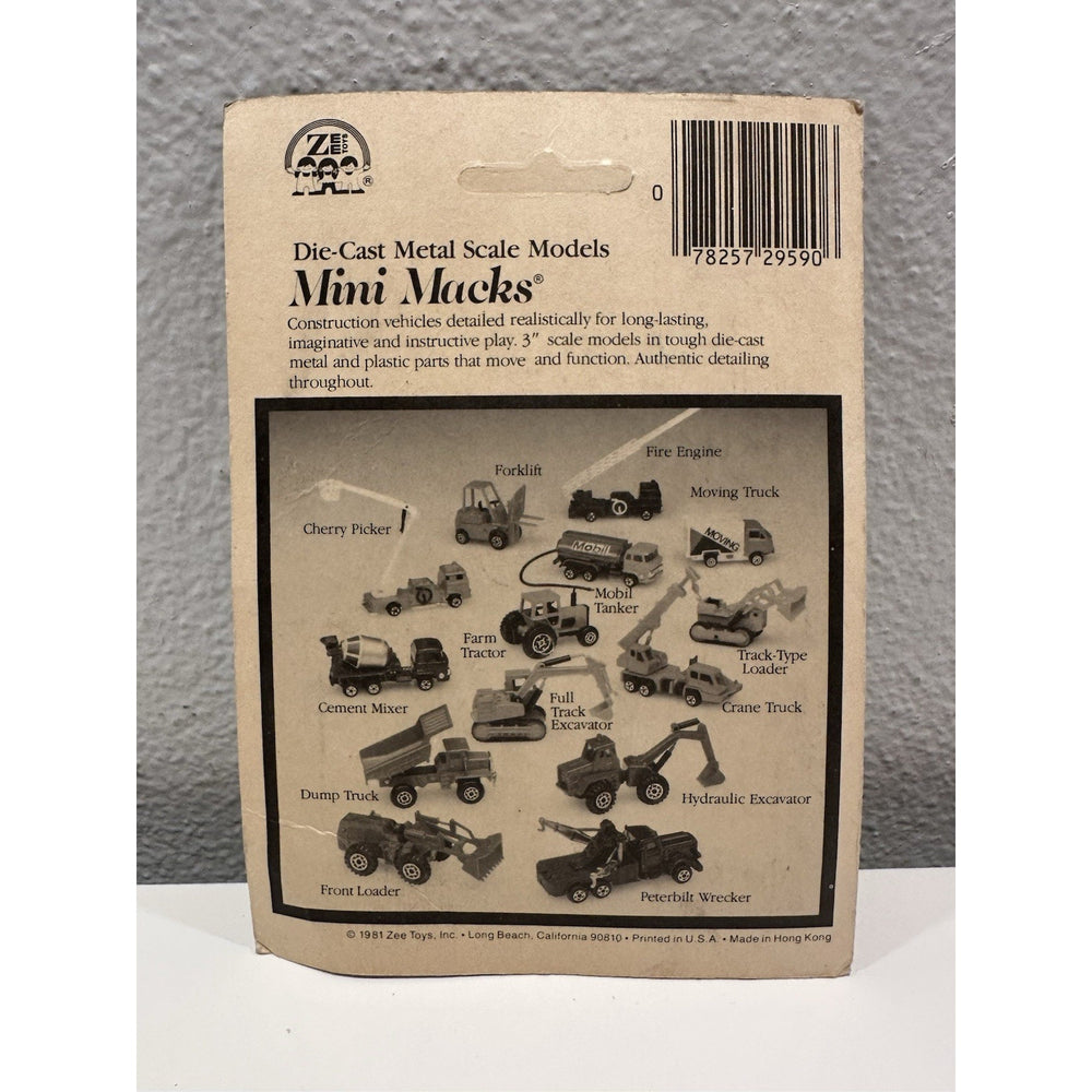 VINTAGE *NEW* Zee Mini Macks Die Cast Metal Green Cherry Picker Truck