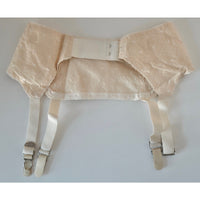 VINTAGE *NEW* 1960's MACBESS Women's Cream with Blue Flowers Garter Belt Size S