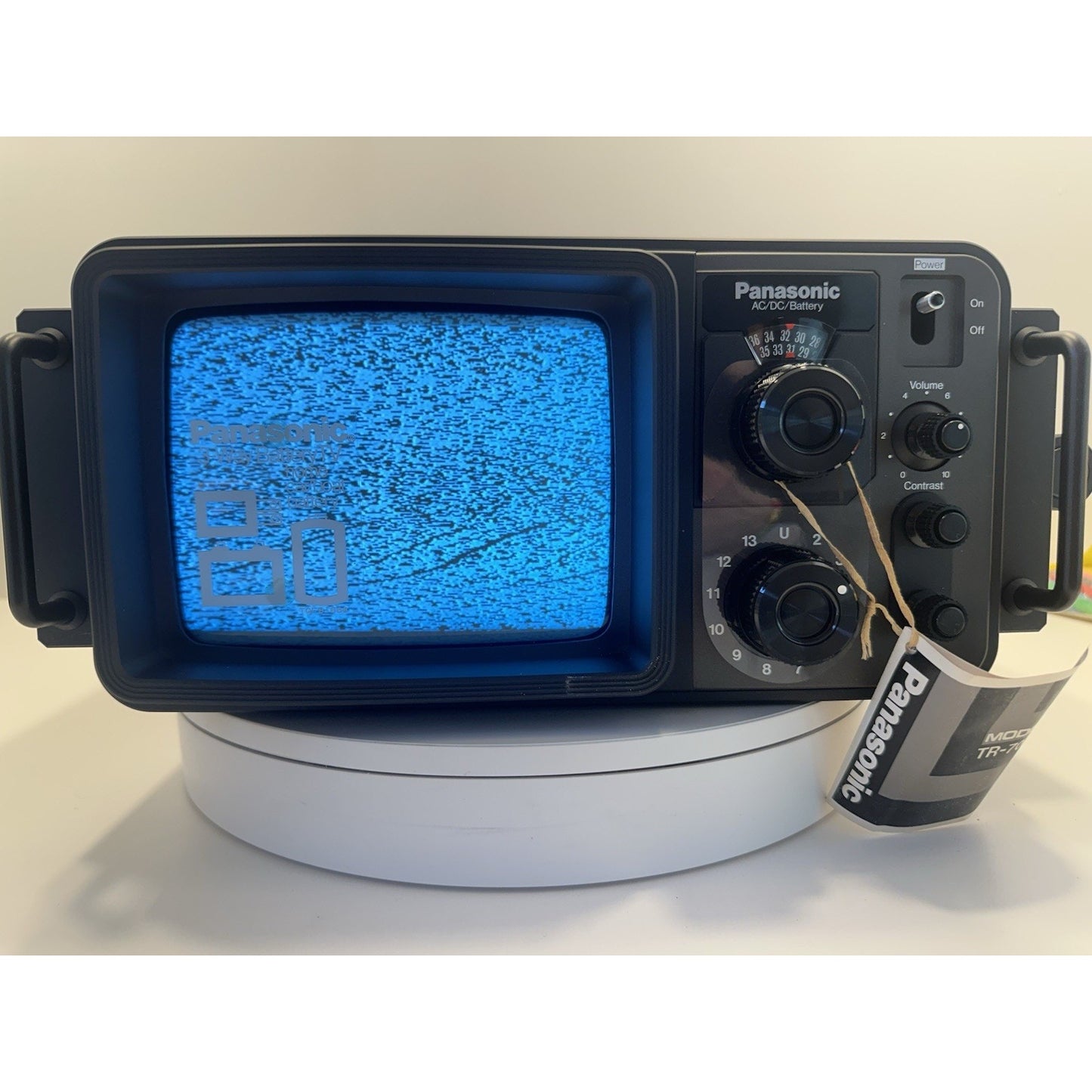 VINTAGE *NEW* 1978 Panasonic TR-707 Portable Solid State VHF/UHF Television