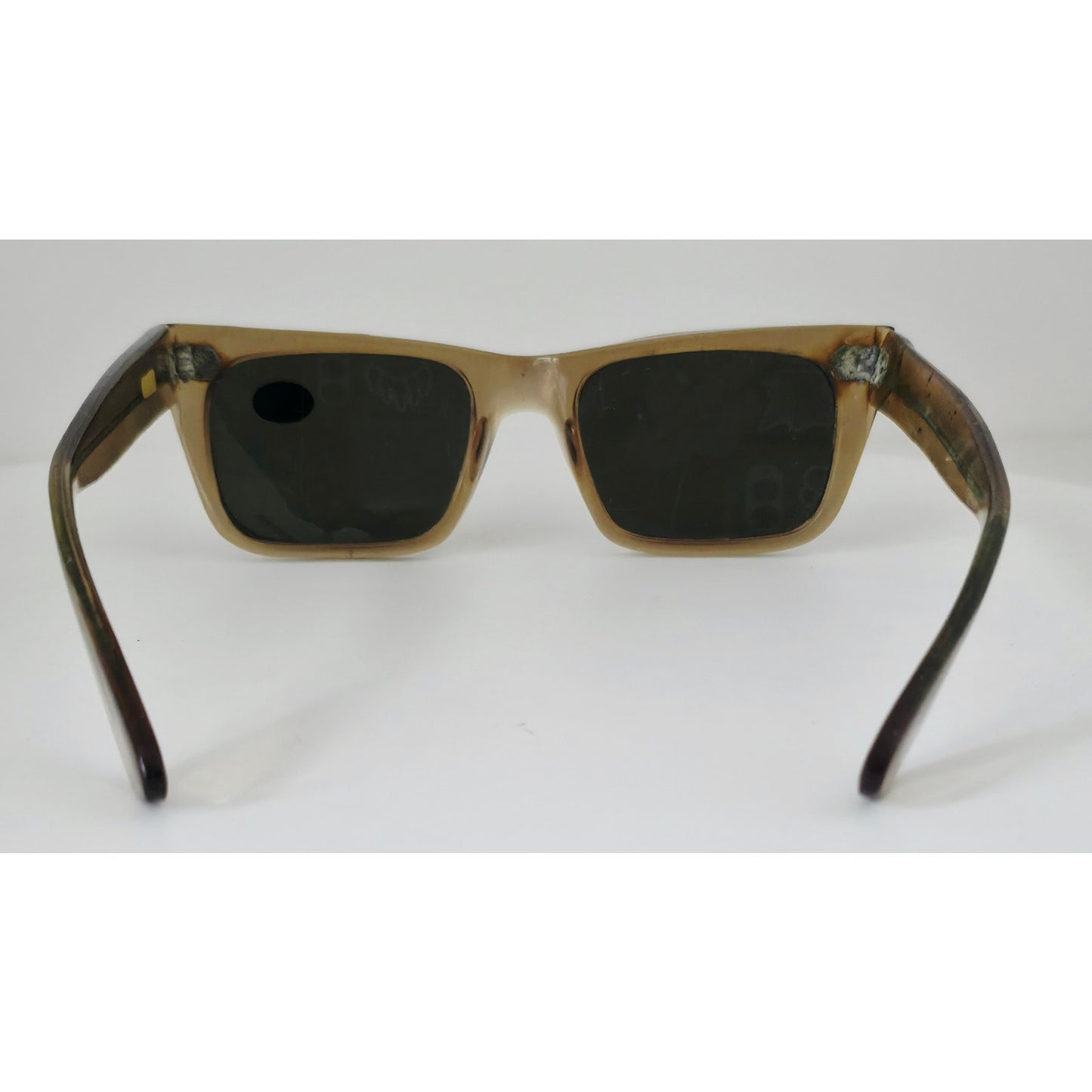 VINTAGE *NEW* 1970's Unisex Ombre Square Frame with Gray Lens Sunglasses Made in Italy