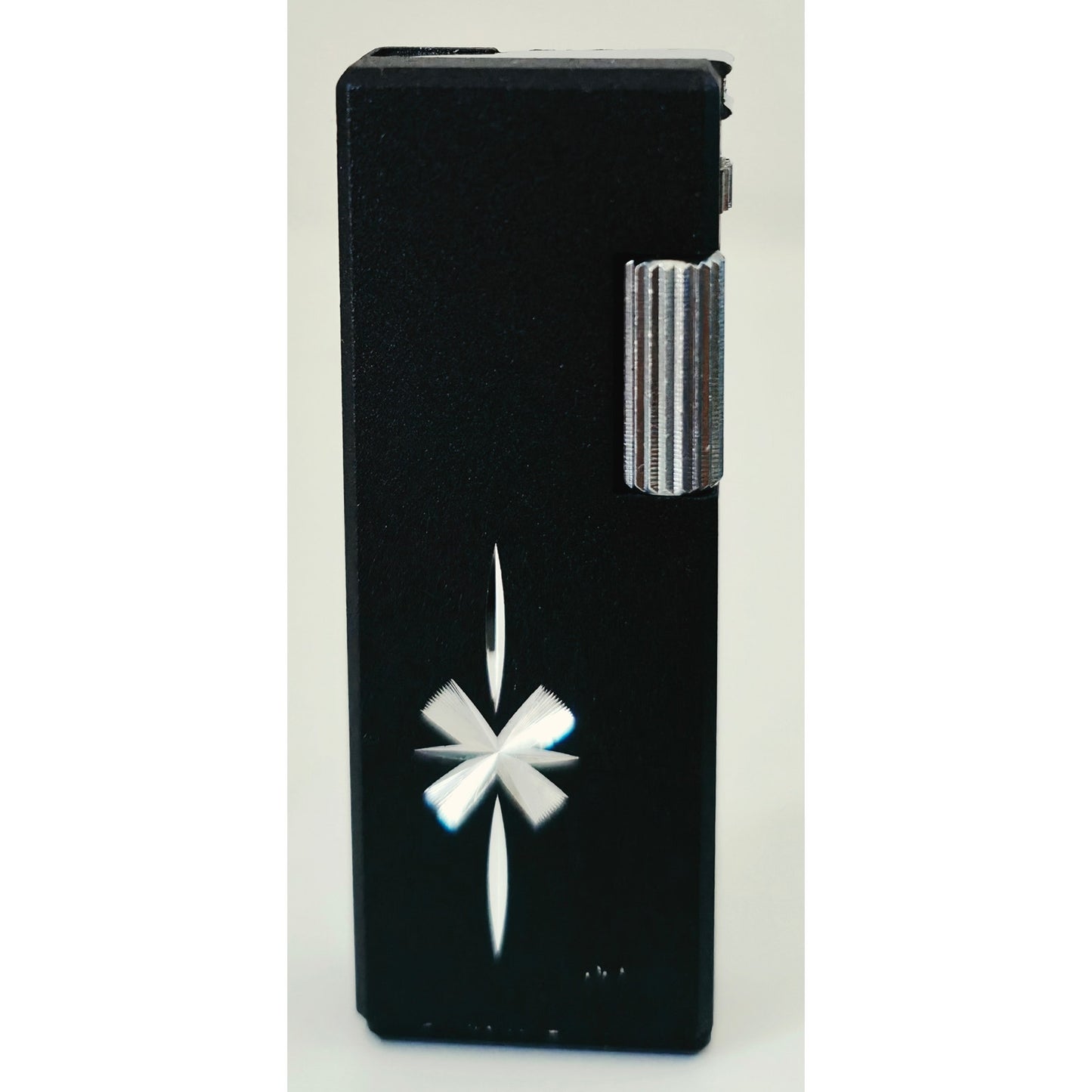 VINTAGE *NEW* 1950's Imperial Black and Silver Butane Lighter