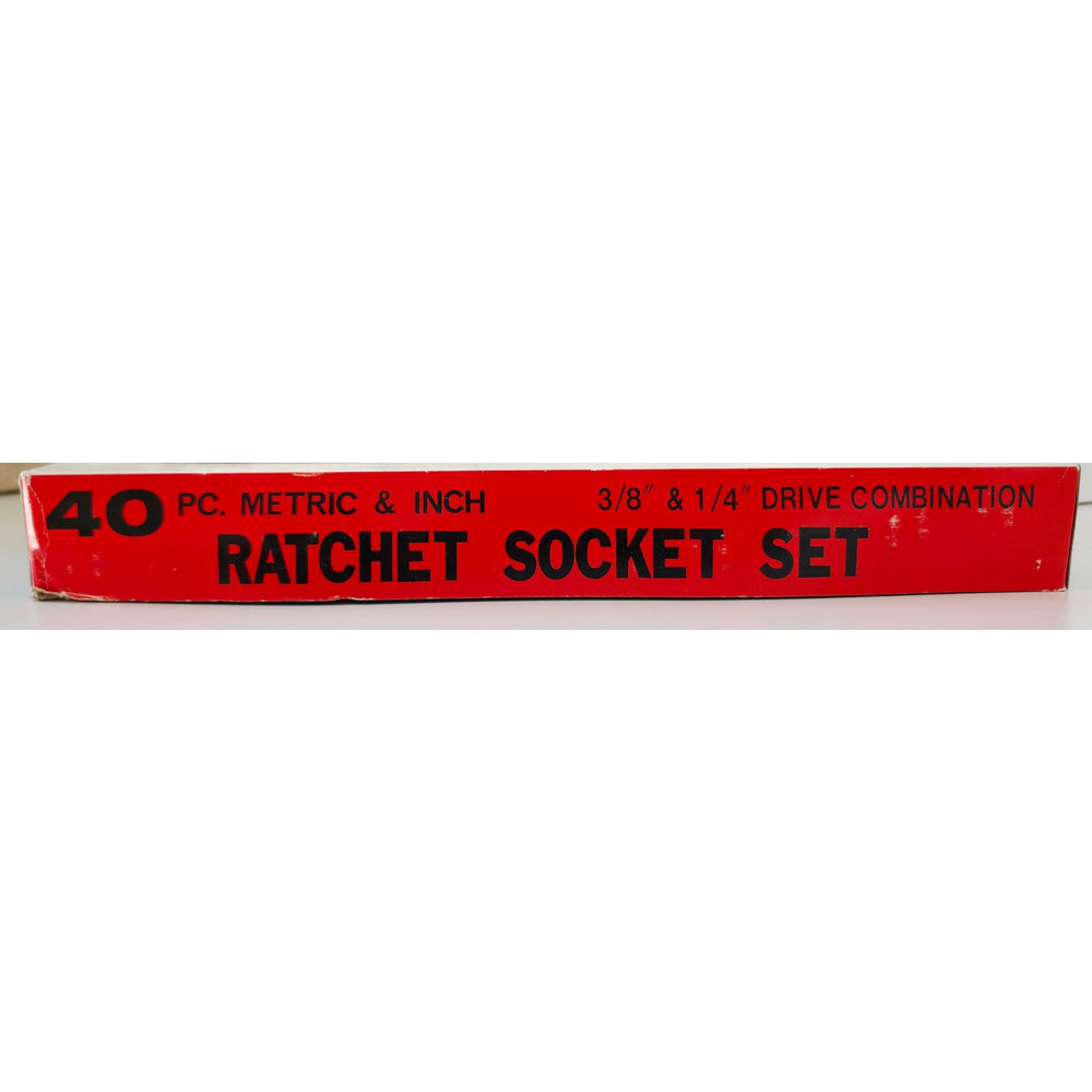 VINTAGE *NEW* 1970's 40 Piece Metric and Inch Rachet Socket Set Triple Chrome