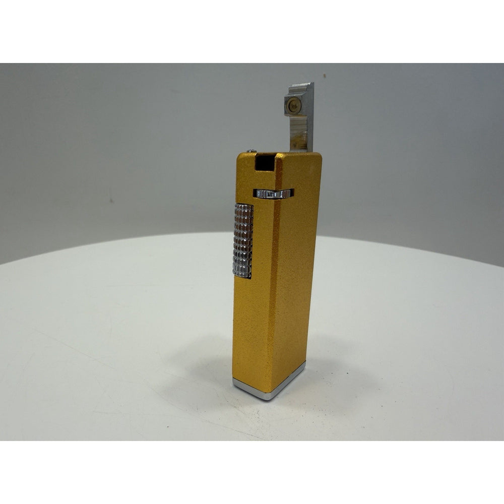VINTAGE *NEW* 1950's Imperial Gold with Silver Design Super Lighter