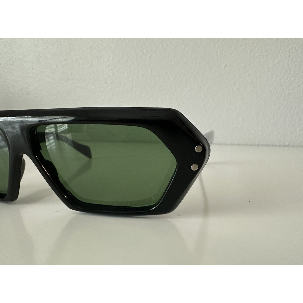VINTAGE *NEW* 1970's Glam Unisex Sunglasses Black Hex Frame MINT