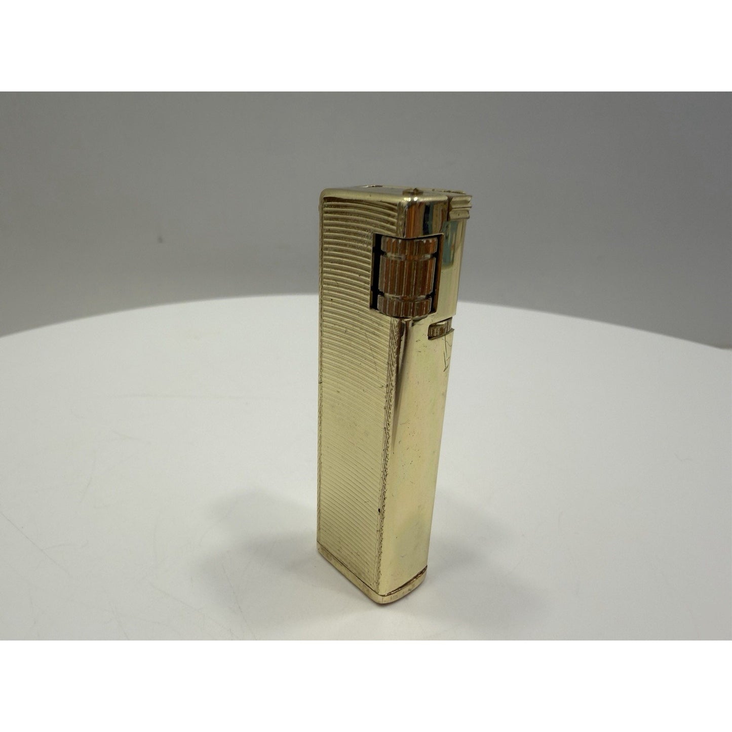 VINTAGE *NEW* 1950's Stellar Gold Textured Super Lighter