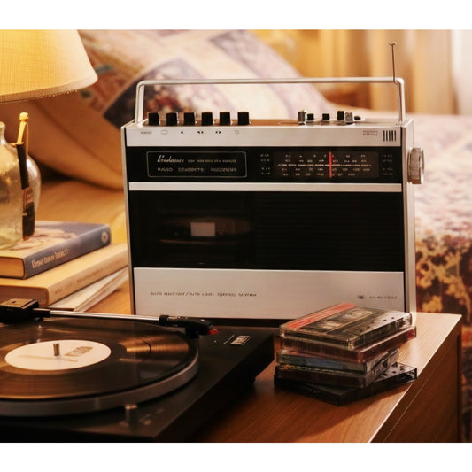 VINTAGE 1970 Broksonic C-459 4-Band Radio Cassette Recorder Boombox Needs Lovin'