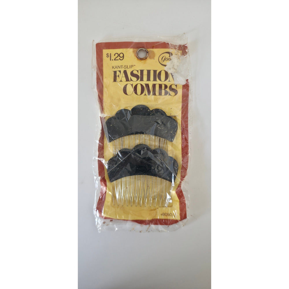 VINTAGE *NEW* 1975 Goody #8050/2 Kant-Slip Fashion Combs Scalloped Black USA