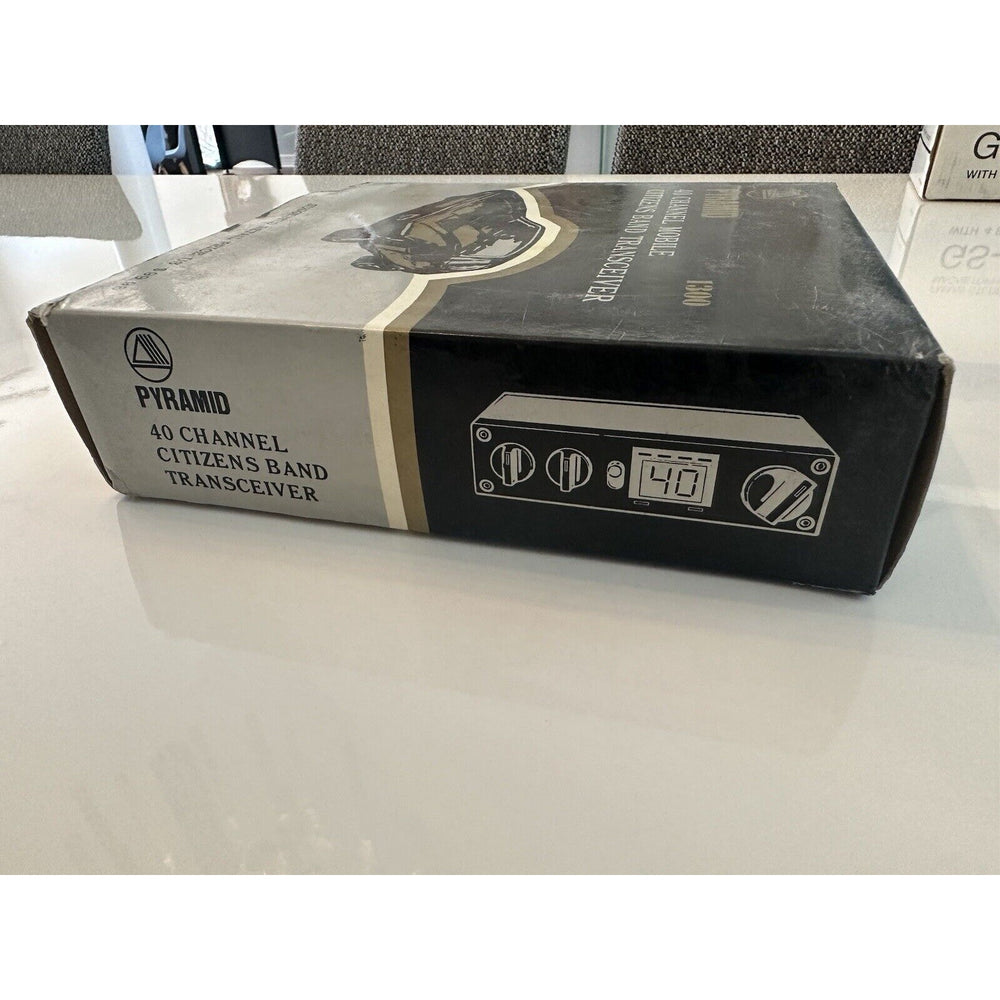 Pyramid Cb VINTAGE PYRAMID 40-Channel Citizens Band Mobile CB Radio *New in Box ...